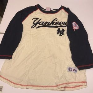 AMAZING YANKEES SHIRT (18/20)